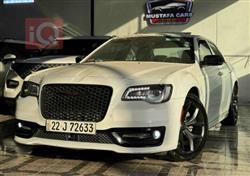 کرایسلەر 300